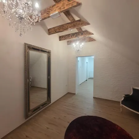 Apartmaji Picasso Design Apartma Verzej