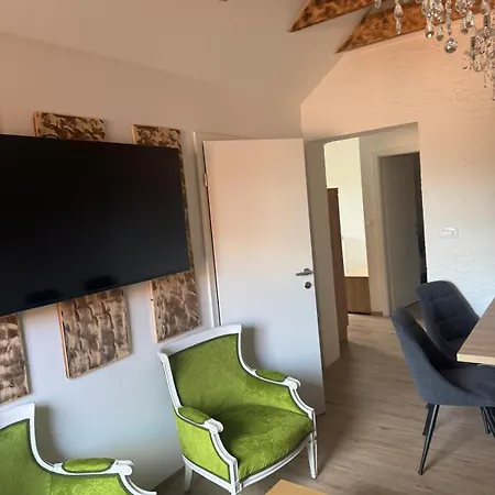 Apartmaji Picasso Design *